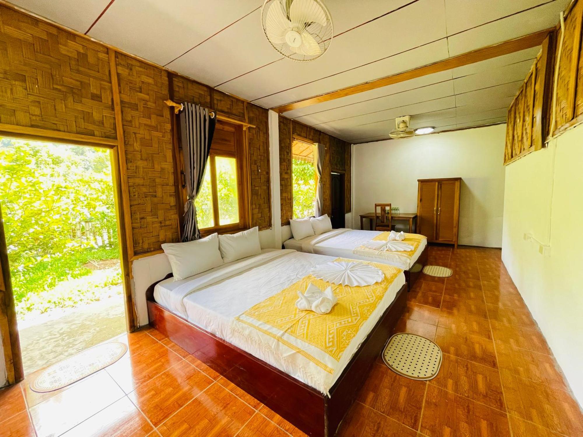 Nong Khiaw Ing Ing Mountain View Bed & Breakfast Exterior photo