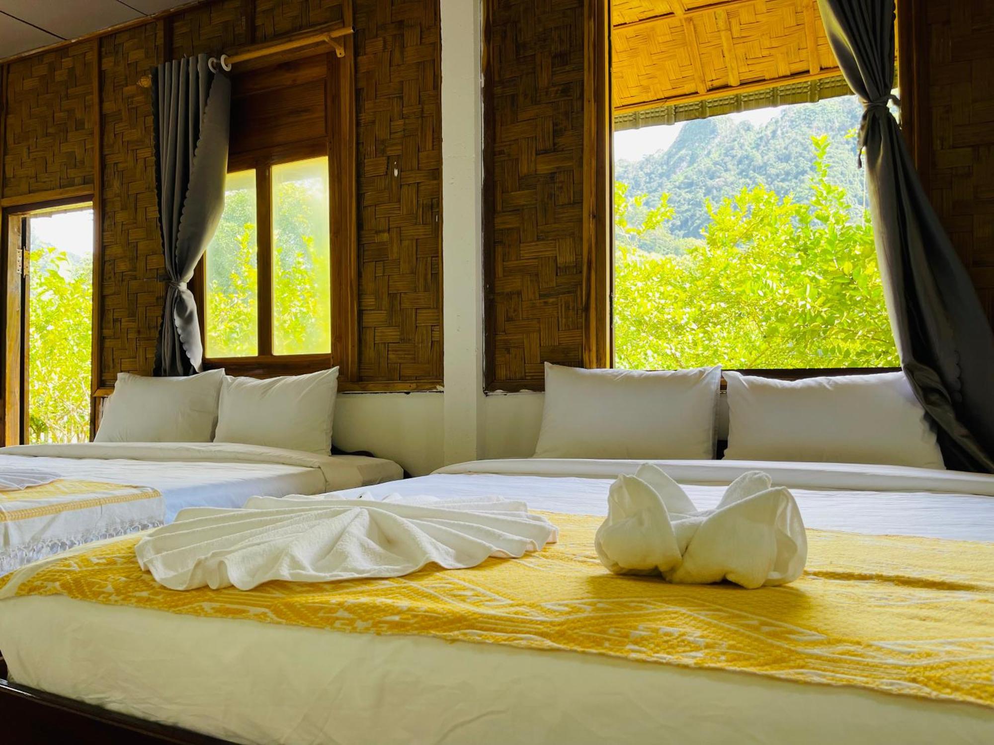 Nong Khiaw Ing Ing Mountain View Bed & Breakfast Exterior photo